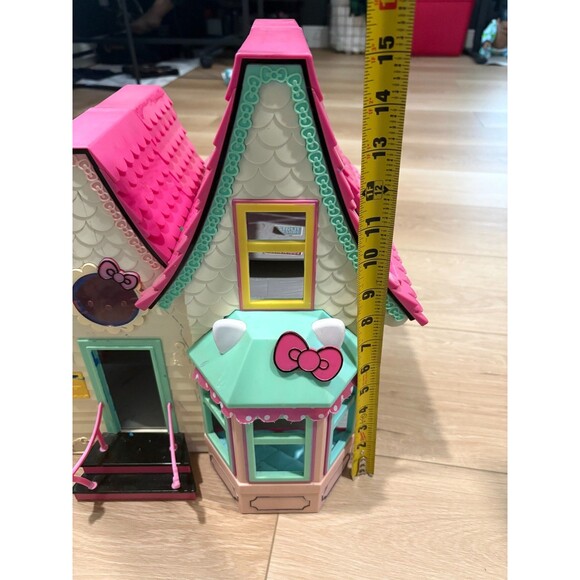 HELLO KITTY & FRIENDS Fold-Out Dollhouse Playset Sanrio 2016 Just Play 15" - Picture 9 of 10